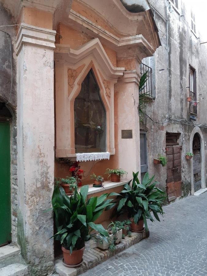 Guidonia Montecelio Appartement Buitenkant foto